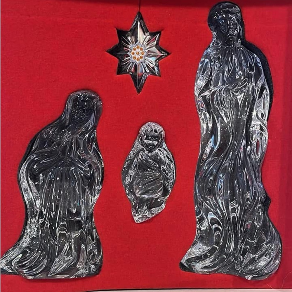 Lenox Red Box Nativity Set  original box